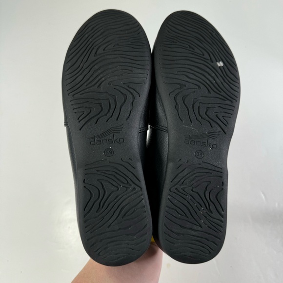 Dansko Larisa Black Leather Slip On Flats Size 39 - Picture 7 of 9